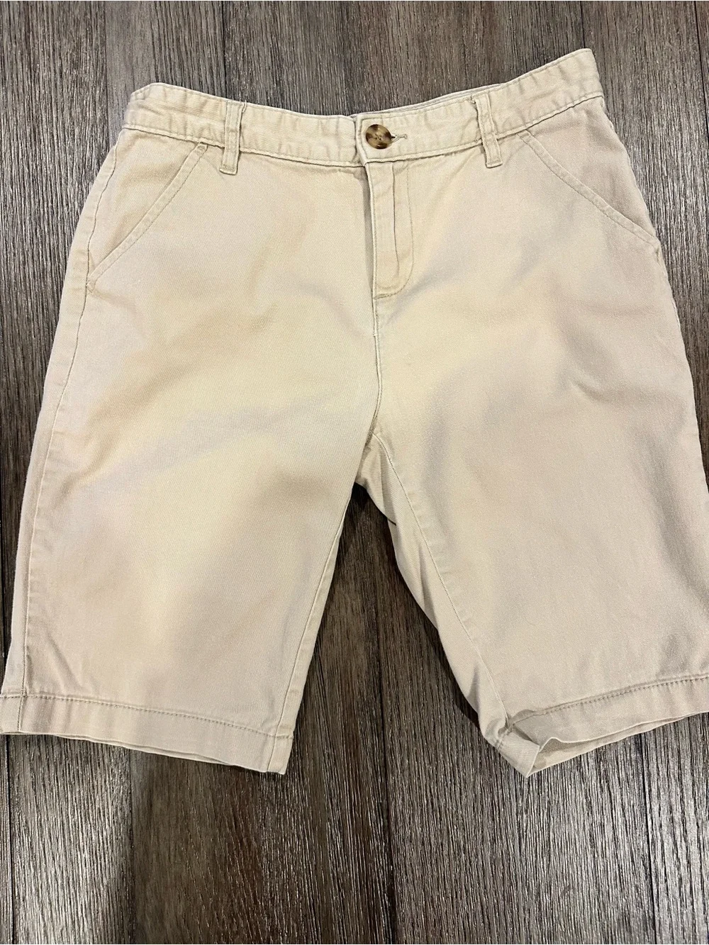 Two pairs Old Navy khaki uniform Bermuda length shorts - girls - Back-to-School
